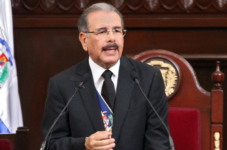Danilo Medina en un gran dilema táctico del Político y del Estadista.