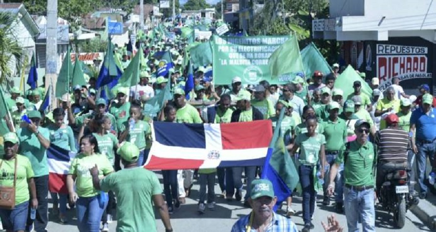 Pretenden reducir pena de 8 a 2 años impuesta a Raúl Mondesí, según líderes locales Marcha Verde en San Cristóbal