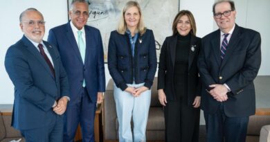 Carolina invita a presidenta del Comité Olímpico Internacional a Juegos Centroamericanos y del Caribe 2026