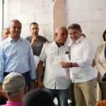 Gobierno entrega más de RD$111 millones a productores afectados por tormenta Melissa