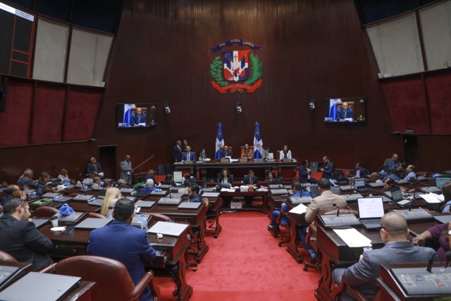 Pleno de la Cámara de Diputados durante la sesión en la que fue aprobado en primera lectura el proyecto nacional de becas.