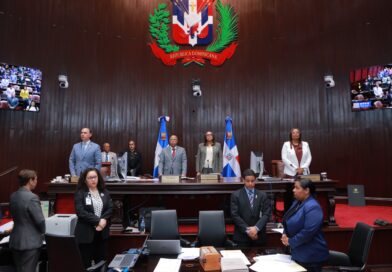 Cámara de Diputados aprueba en primera lectura enseñanza obligatoria de Moral y Cívica Cámara de Diputados aprueba en primera lectura enseñanza obligatoria de Moral y Cívica