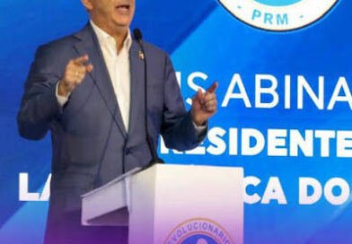 Abinader asume la presidencia del PRM y asegura que no impondrá candidato para 2028 Abinader asume la presidencia del PRM y asegura que no impondrá candidato para 2028