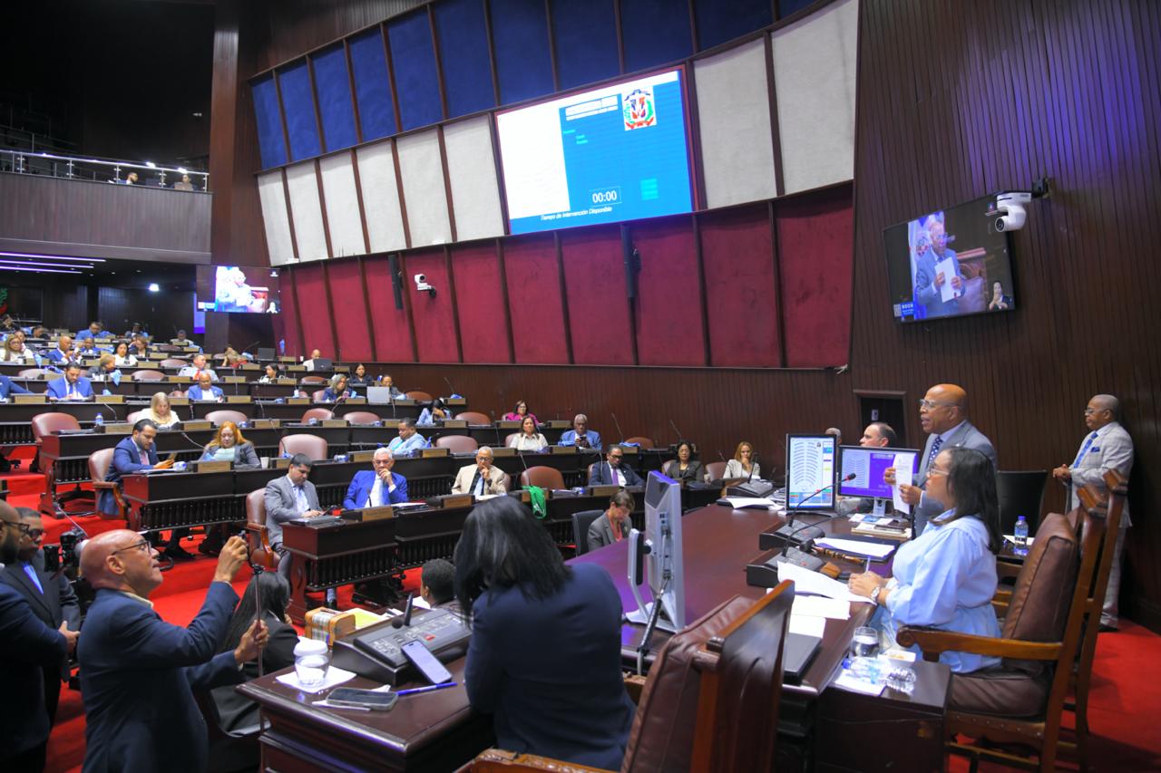 Pleno de la Cámara de Diputados durante sesión legislativa
