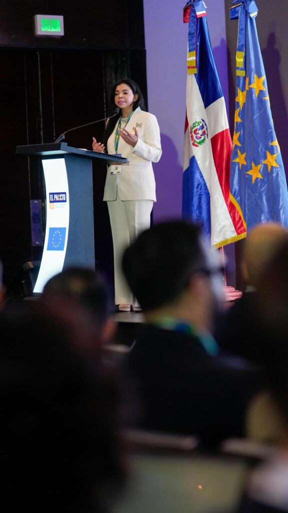 Yeni Berenice Reynoso durante encuentro de EL PACCTO 2.0