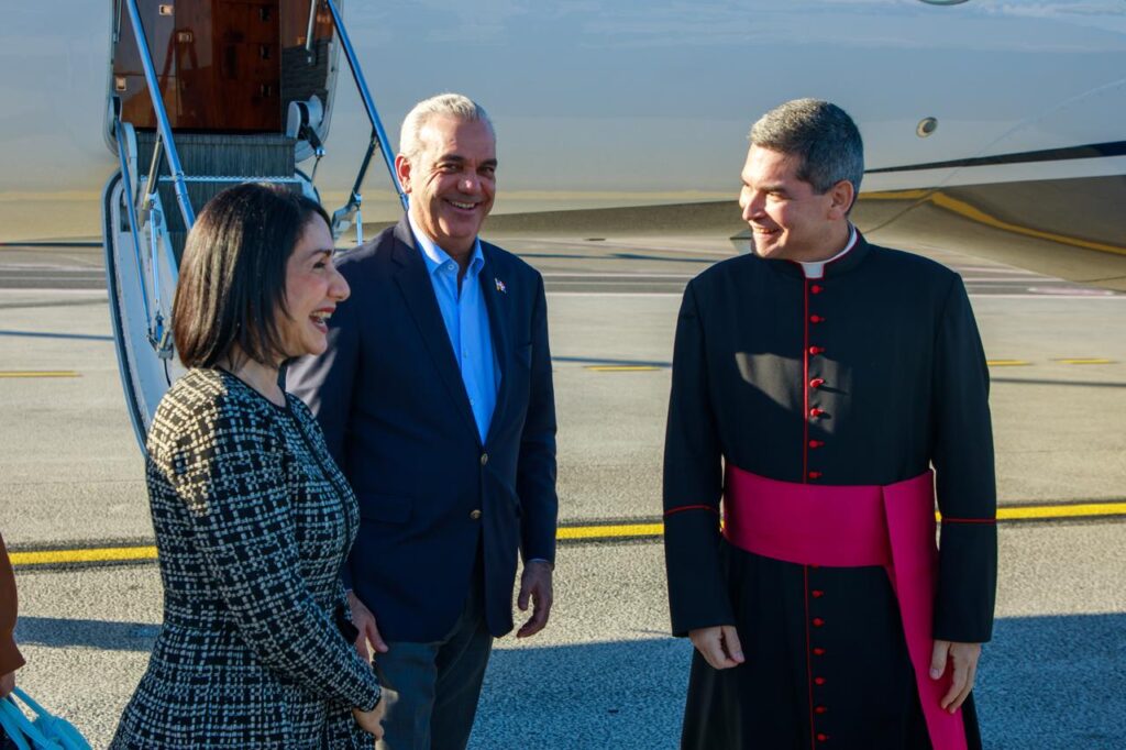 Presidente Luis Abinader durante recibimiento oficial en Roma