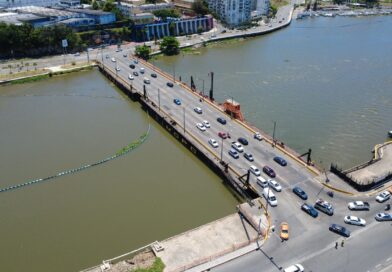 Puente Flotante cerrará este sábado 3 de octubre de 10:00 a. m. a 12:00 p. m. Puente Flotante cerrará este sábado 3 de octubre de 10:00 a. m. a 12:00 p. m.